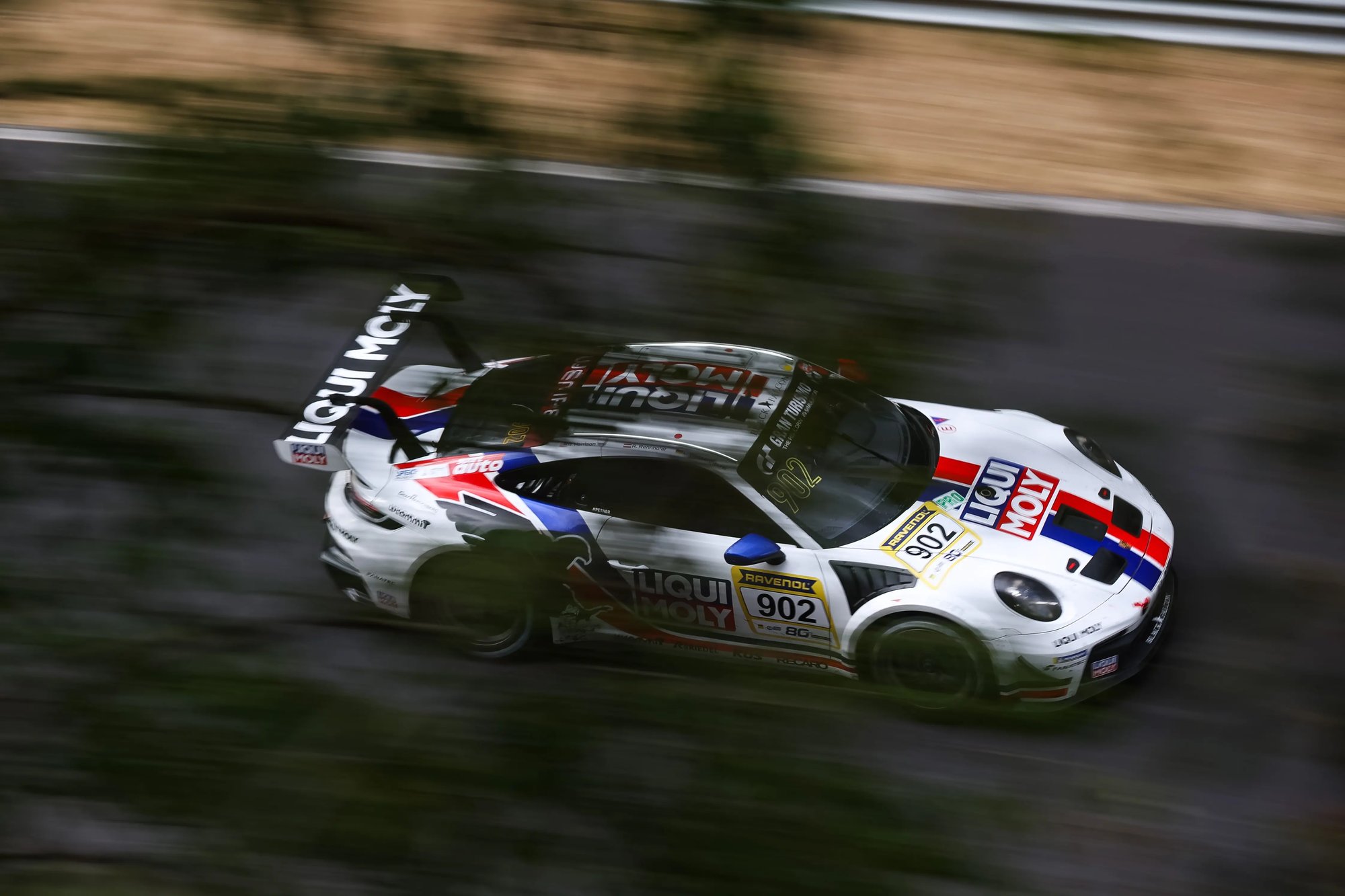LIQUIMOLY_2 Black Falcon in NLS 6-hour race