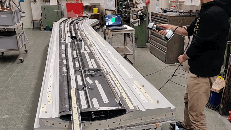 Scan with EinScan HX